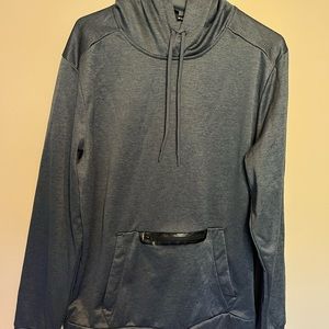 Layer 8 Black lightweight Activewear Hoodie Size Large. Training Kangaroo pocket